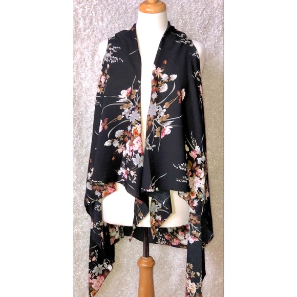 Other Black Wpink Floral Kimono Poshmark